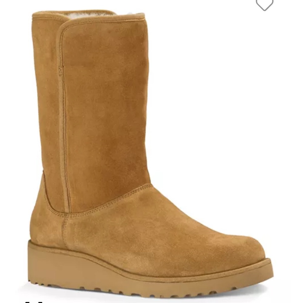 UGG Aime Slim short Wedge boots